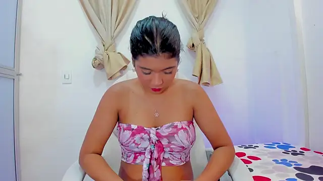 andrea sanchezz online show from 12/03/25, 06:51