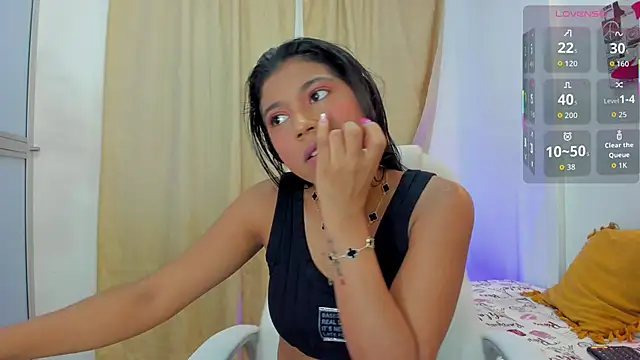 andrea sanchezz online show from 09/13/25, 07:36