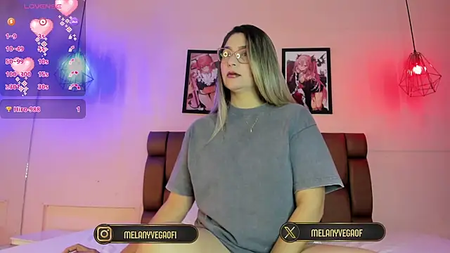 MelanyVegas online show from 12/19/25, 08:38