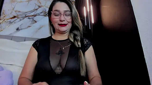 MelanyVegas online show from 02/10/26, 10:14