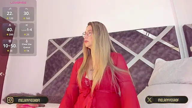 Snapshot of MelanyVegas chatting on 10/20/25, 08:26 MelanyVegas online show from 10/20/25, 08:26