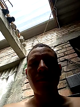 GaaraDiaz online show from 10/31/25, 03:08