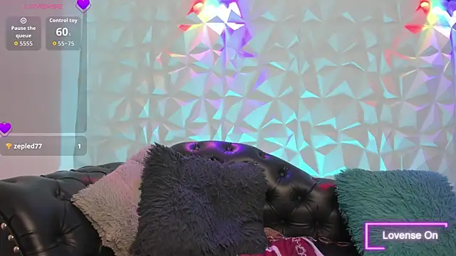 SabinaDeluxe cg online show from 11/21/25, 12:31