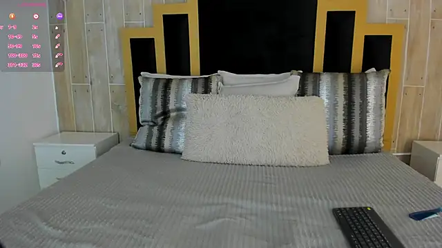 isabellasouza online show from 12/14/25, 07:41