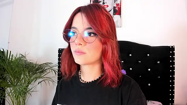 Snapshot of abby_jones2 chatting on 04/14/26, 03:00 abby jones2 online show from 04/14/26, 03:00