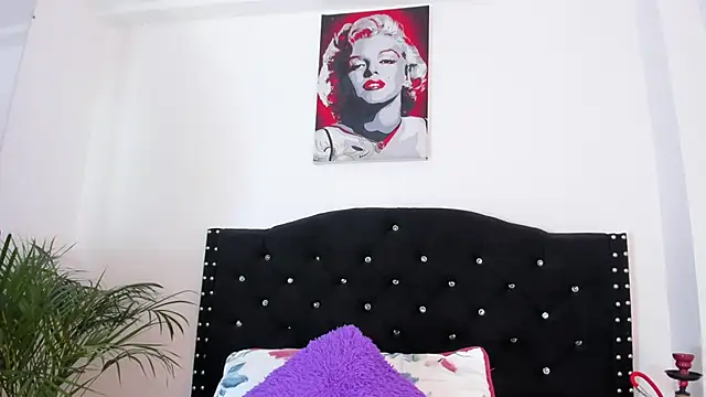 Snapshot of abby_jones2 chatting on 04/09/26, 03:52 abby jones2 online show from 04/09/26, 03:52