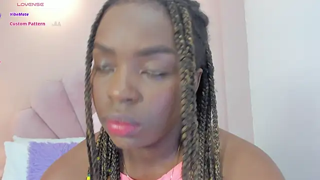 Melanyy Ebonny online show from 12/19/25, 03:54