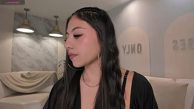 EsmeraldaGrace1 online show from 10/02/25, 03:21