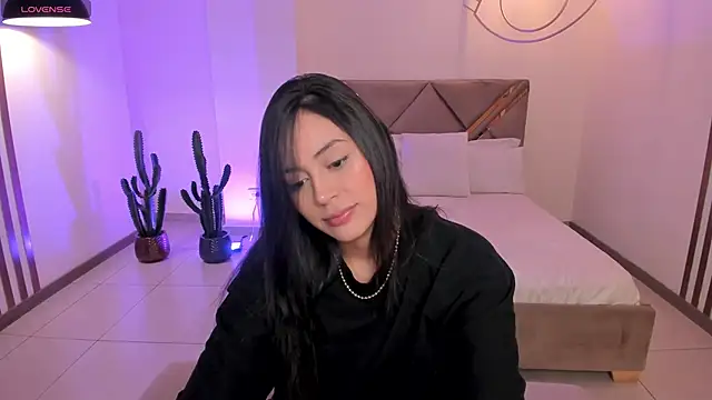 AmbarJames  online show from 01/09/26, 12:01