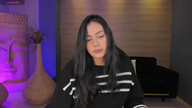 AmbarJames  online show from 12/19/25, 01:35