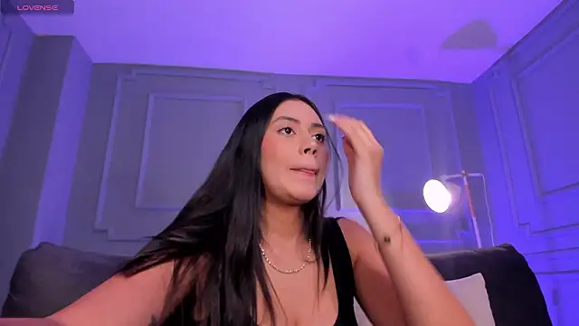 AmbarJames  online show from 02/02/26, 12:15