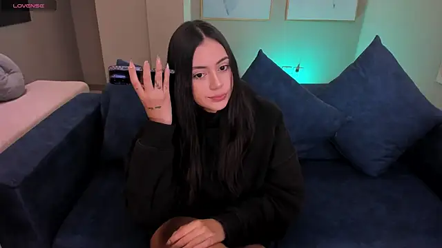 AmbarJames  online show from 02/08/26, 11:52