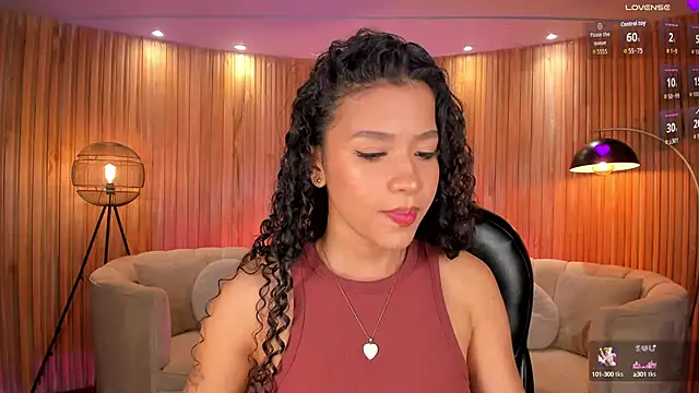 Snapshot of SophieHouston_ chatting on 09/28/25, 02:51 SophieHouston online show from 09/28/25, 02:51