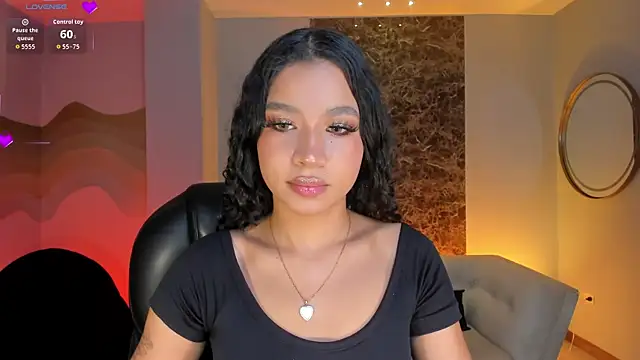 SophieHouston  online show from 11/25/25, 04:35