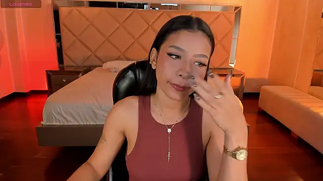 SophieHouston  online show from 03/04/26, 01:57