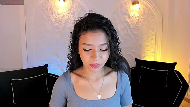 Snapshot of SophieHouston_ chatting on 09/25/25, 02:50 SophieHouston online show from 09/25/25, 02:50