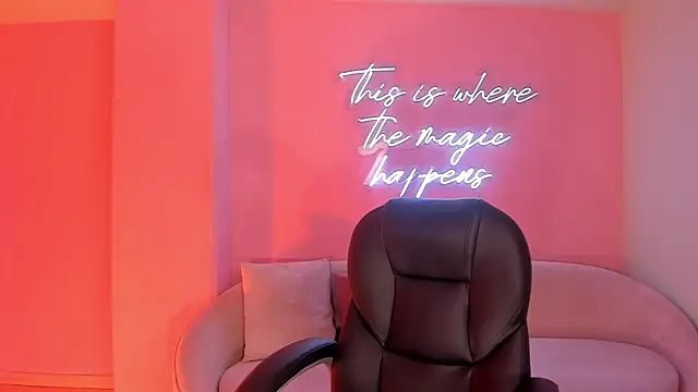 SophieHouston  online show from 07/11/26, 02:12