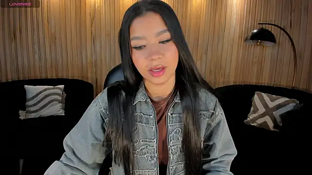 SophieHouston  online show from 04/16/26, 04:02