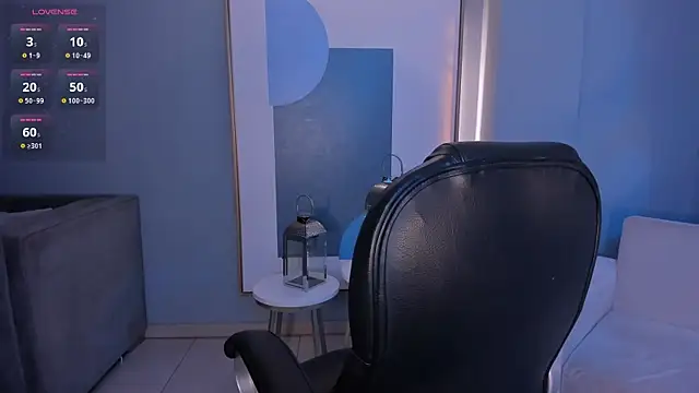 MilaLawrence online show from 11/18/25, 11:57