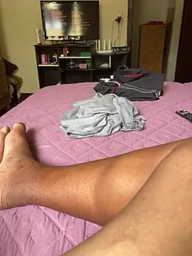 PIROCAGG21 online show from 02/17/26, 06:05