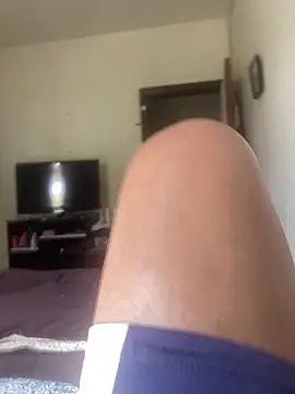 Snapshot of PIROCAGG21 chatting on 11/13/25, 06:23 PIROCAGG21 online show from 11/13/25, 06:23