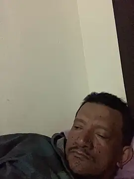 Snapshot of PIROCAGG21 chatting on 10/21/25, 10:25 PIROCAGG21 online show from 10/21/25, 10:25