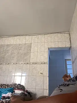 Snapshot of PIROCAGG21 chatting on 12/01/25, 10:27 PIROCAGG21 online show from 12/01/25, 10:27