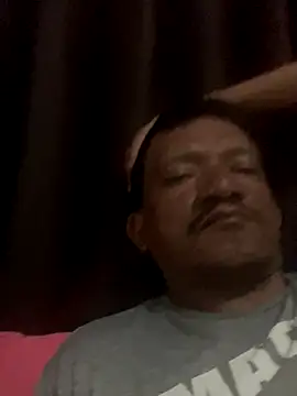 Snapshot of PIROCAGG21 chatting on 10/15/25, 10:07 PIROCAGG21 online show from 10/15/25, 10:07