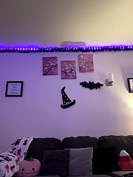 moan4mona online show from 10/25/25, 02:33