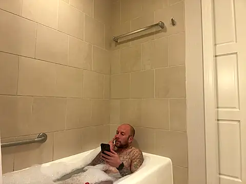 curis4270panda online show from 11/08/25, 08:18