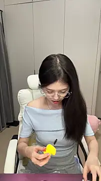 Qianqian-888 online show from 10/21/25, 01:10