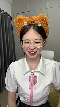 Qianqian-888 online show from 12/01/25, 01:01