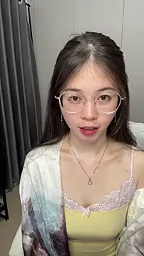 Qianqian-888 online show from 12/02/25, 01:06