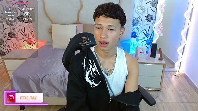 Ette tay online show from 11/05/25, 03:09