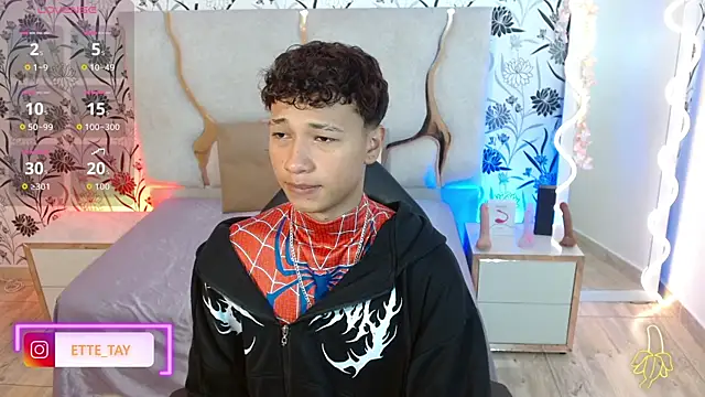 Ette tay online show from 11/06/25, 03:21