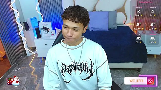 Ette tay online show from 11/28/25, 03:07