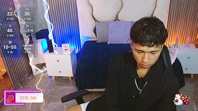 Ette tay online show from 11/18/25, 03:43