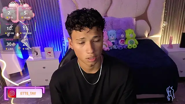 Ette tay online show from 02/25/26, 03:18