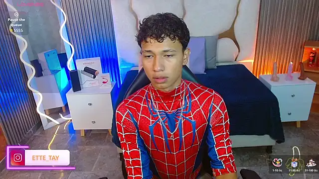 Ette tay online show from 11/15/25, 03:10