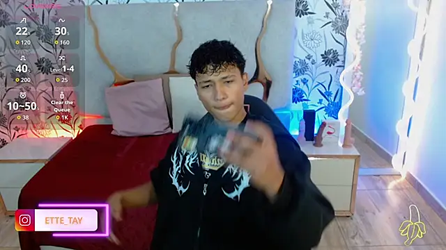 Ette tay online show from 10/28/25, 03:29