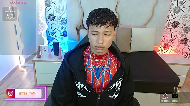 Ette tay online show from 11/12/25, 03:21