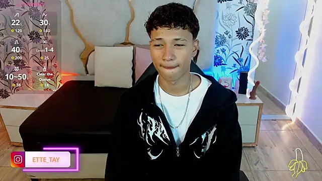 Ette tay online show from 11/03/25, 03:23