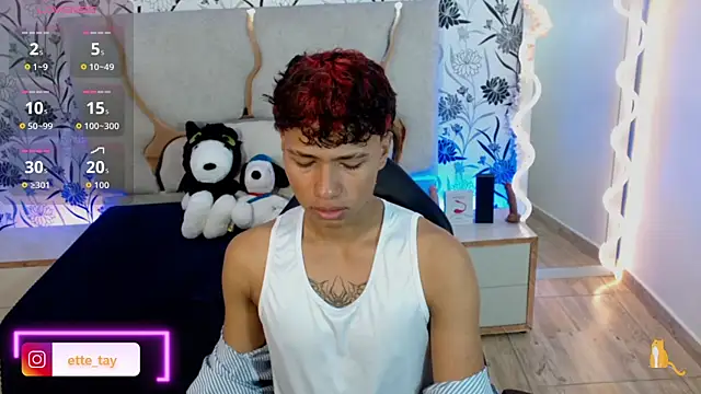 Ette tay online show from 10/13/25, 03:08