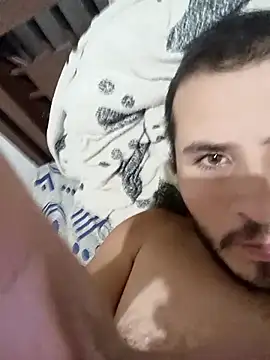 santiii   12 online show from 02/03/26, 04:43