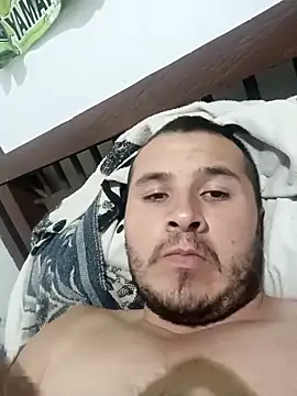 santiii   12 online show from 12/17/25, 07:24