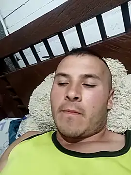 santiii   12 online show from 03/15/26, 07:37