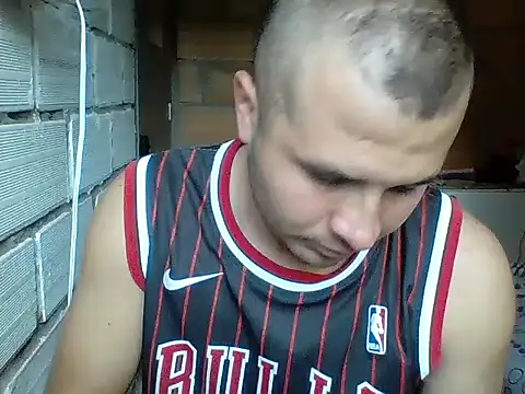 santiii   12 online show from 11/30/25, 10:10