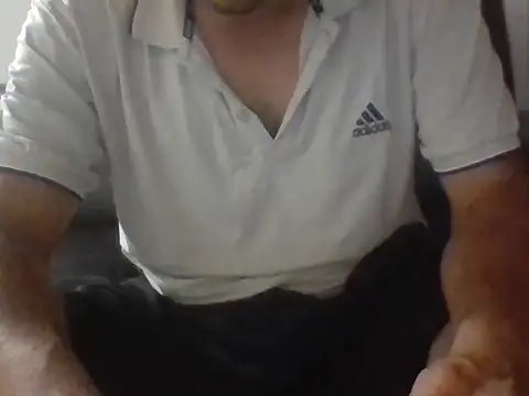 santiii   12 online show from 03/26/26, 02:54