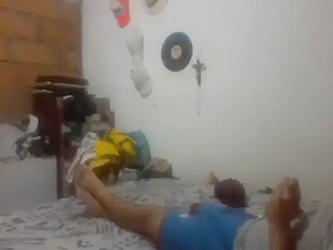 santiii   12 online show from 12/19/25, 05:10