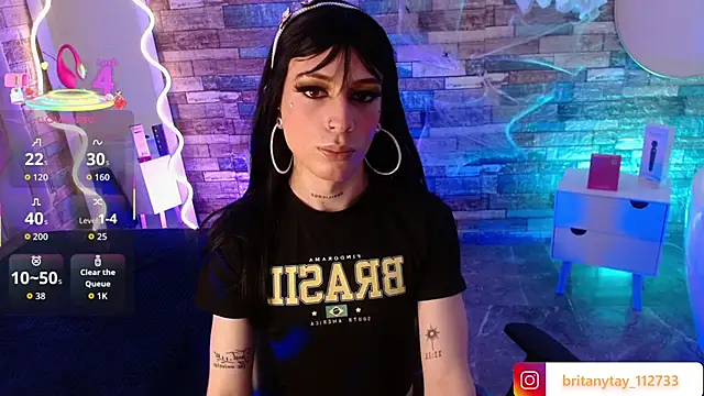 boyfox tay online show from 11/15/25, 05:00